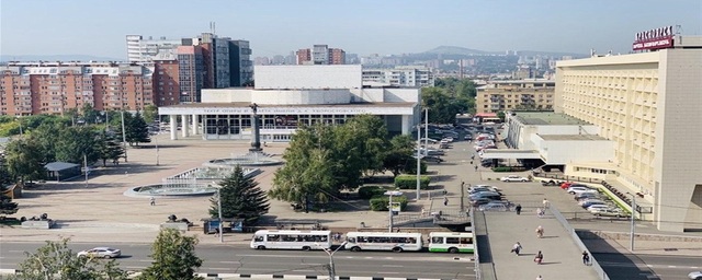 «РусГидро» купила многоэтажное здание под штаб-квартиру на Театральной площади Красноярска